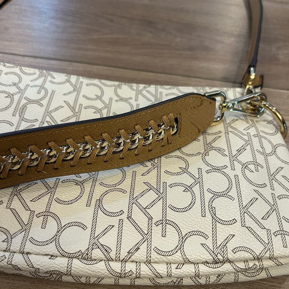 Calvin Klein Monogram Baguette Shoulder Bag w Removable Straps NWOT - Picture 3 of 11